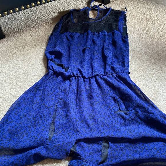 Dress, Zombie Blue Ripped Sleeveless Costume - Picture 2 of 6